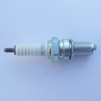 ŚWIECA NGK DR7EA